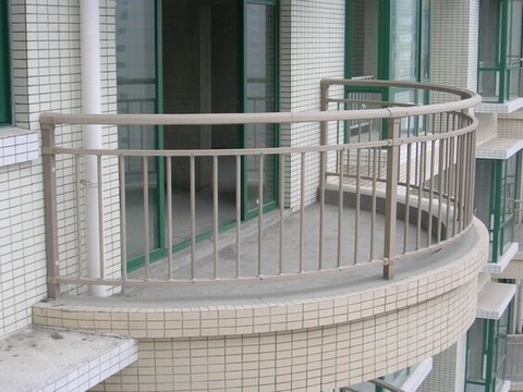 陽臺護(hù)欄1（彎弧型）